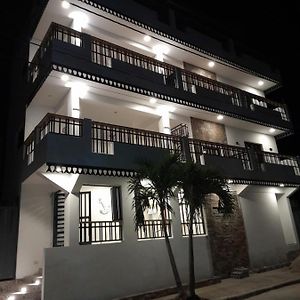 Готель Hostal Marina Samana Exterior photo