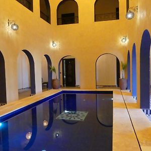 Готель Riad La Luna Мерзуга Exterior photo