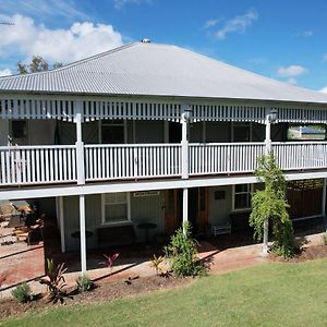 Bed and Breakfast Montrose On Moore Linville Exterior photo