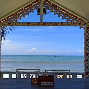 Nasya'S Beach Side Cottages Бенаулім Exterior photo