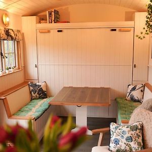 Вілла Shepherds Hut In Countryside Near Bath And Бристоль Exterior photo