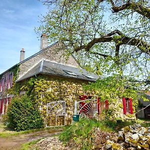 Bed and Breakfast La Ferme Des Douceurs Cervon Exterior photo