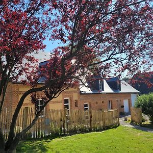 Bed and Breakfast Les Fabulettes Auffay Exterior photo