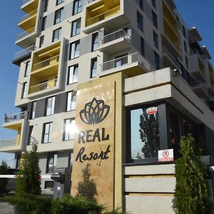 Real Resort-Apartament Cu 2 Camere In Cartier Rezidential Плоєшті Exterior photo