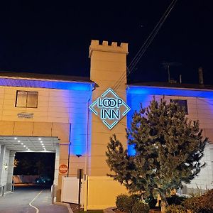 Loop Inn Motel Авенел Exterior photo