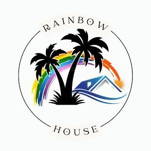Вілла Rainbow House Леон Exterior photo