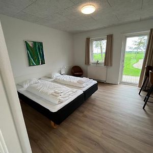 Апарт готель Go-Sleep Bredehus Bredsten  Exterior photo