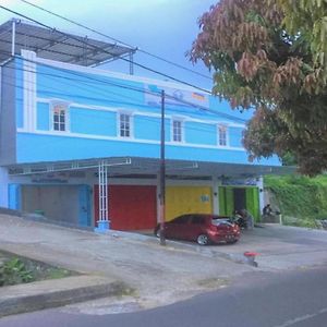 Oyo 93169 Bnb Homestay Pare-Pare Exterior photo