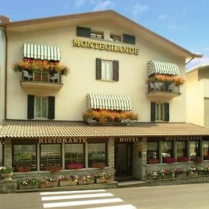 Hotel Montegrande Відічіатіко Exterior photo