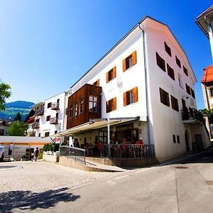 Hotel Garni Zum Hirschen Маллес-Веноста Exterior photo