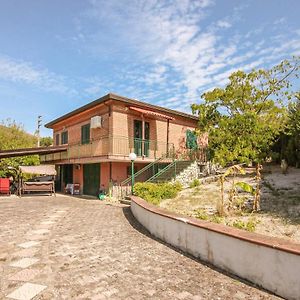 3 Bedroom Stunning Home In Ponte San Cono, Buccin Buccino Exterior photo