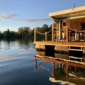 Готель Ahoiwerder Hausboot Havelzauber Fuehrerscheinfrei Exterior photo