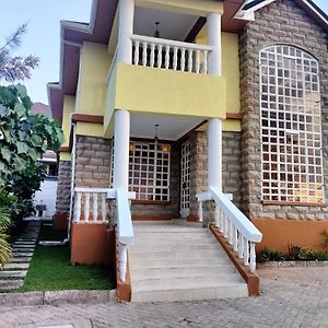 Апартаменти Monisa House Найробі Exterior photo