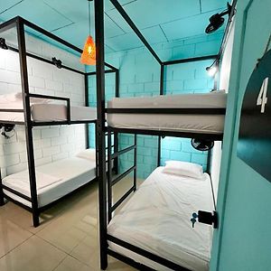 Lolas Hostal, Habitacion Exclusiva Para Mujeres, 2 Camarotes, Precio Por Cama Сан-Хосе Exterior photo