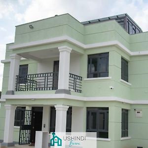 Ushindi Bronx Villas Найробі Exterior photo