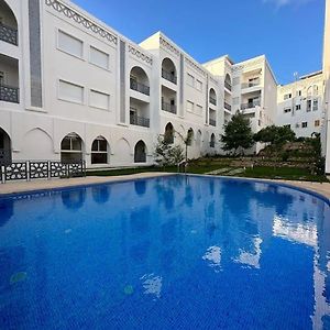 Magnifique Appartement Avec Piscine Et Vue Sur Mer Танжер Exterior photo