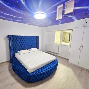 Апартаменти Blue Apartament Браїла Exterior photo