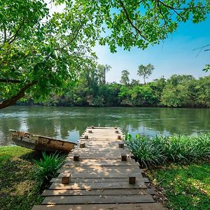 Comsaed River Kwai Resort Канчанабурі Exterior photo