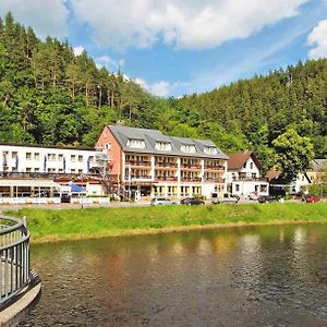 Hotel Am Schlossberg Цигенрюк Exterior photo