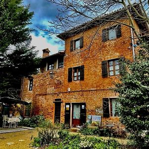 Вілла Agriturismo Olivazzi Quattordio Exterior photo