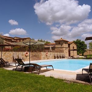 Villa Le Beringhe - Wine Pool & Relax Колле-ді-Валь-д'Ельса Exterior photo