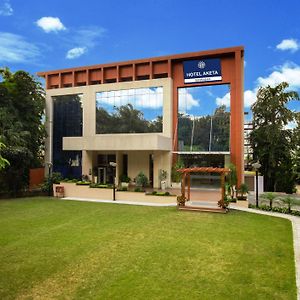 Hotel Aketa Rajpur Road Dehradun, Деградун Exterior photo