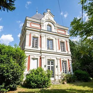 Готель Castle Life At Saint-Benoit-La-Foret Exterior photo