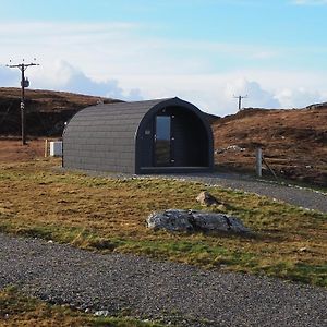 Апартаменти Grimsay Glamping, North Uist - Pod Ruadh Rossinish Exterior photo