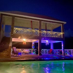 Вілла •:•Wow•:• Big Pool & Cool Sunsets Чарльзтаун Exterior photo