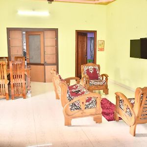 Sri Annamalaiyar Guest House Тіруваннамалай Exterior photo