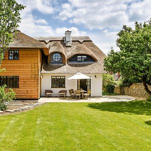 Farthings - Large Cottage With Pool Вест-Віттерінг Exterior photo