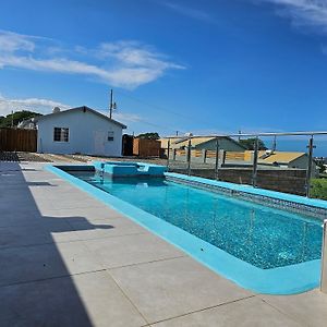 Luxury Ocean View Villa With Backyard Pool Діскавері-Бей Exterior photo