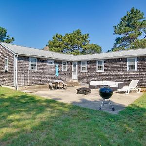 Вілла Coastal Cape Cod Charmer Walk To Beach And Main St! West Dennis Exterior photo