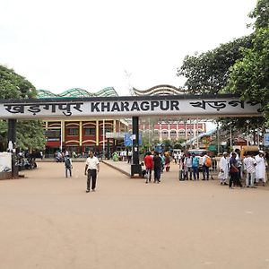 Готель Rail Nest Kharagpur Exterior photo