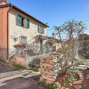 Nice Home In Lumarzo With Kitchen Pannesi Exterior photo