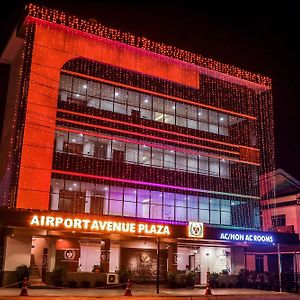 Готель Airport Avenue Plaza Cochin Airport Недумбассері Exterior photo