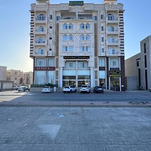 Готель Bit Alsltana Llajnha Alfndkia Салала Exterior photo