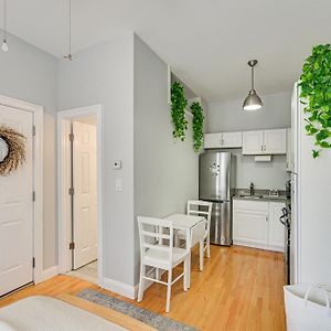 Cozy Somerville Studio 2 Mi To Boston, Walk To T! Exterior photo