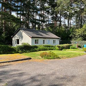 The Pines Self-Catering Cottage,Wester Ross, Scotland Кінлокью Exterior photo