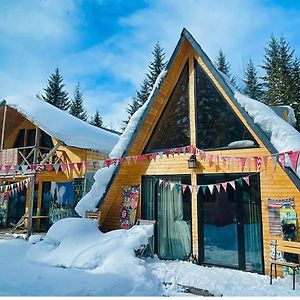 Вілла Wooden Huts In Местія Exterior photo