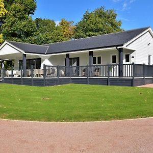 Вілла 4 Bed In Oswestry 75175 Kinnerley Exterior photo