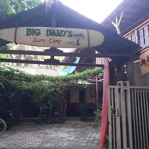 Апартаменти Big Daddy'S Surfcamp Pasanggaran Exterior photo