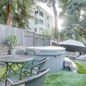 Oakland Apartment With Shared Hidden Backyard Oasis! Exterior photo