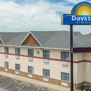 Days Inn By Wyndham Волл Exterior photo