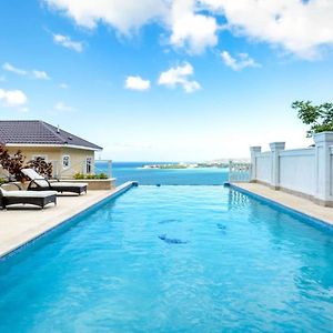 Luxury Oceanview 4Br Villa With Balcony, Pool And Bbq Монтего-Бей Exterior photo