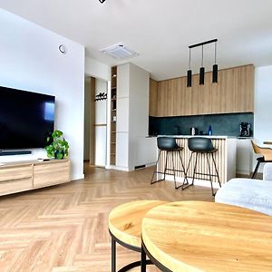 Апартаменти Apartamentlesznopl Family Friendly Лешно Exterior photo