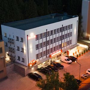 Dorm Bg Pet-Friendly Aparthotel Стара-Заґора Exterior photo