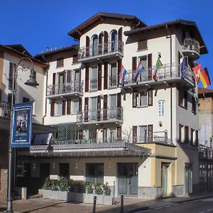 Hotel Avogadro Сан-Пеллегрино-Терме Exterior photo