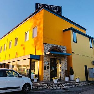 Hotel Villabella Сан-Боніфачо Exterior photo