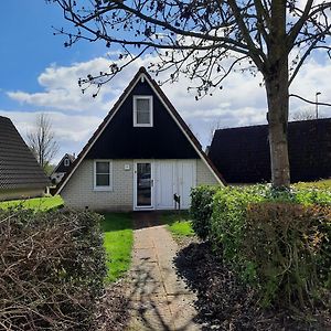 De Vecht, 124 - Centraal Gelegen Aan Vijver Грамсберген Exterior photo